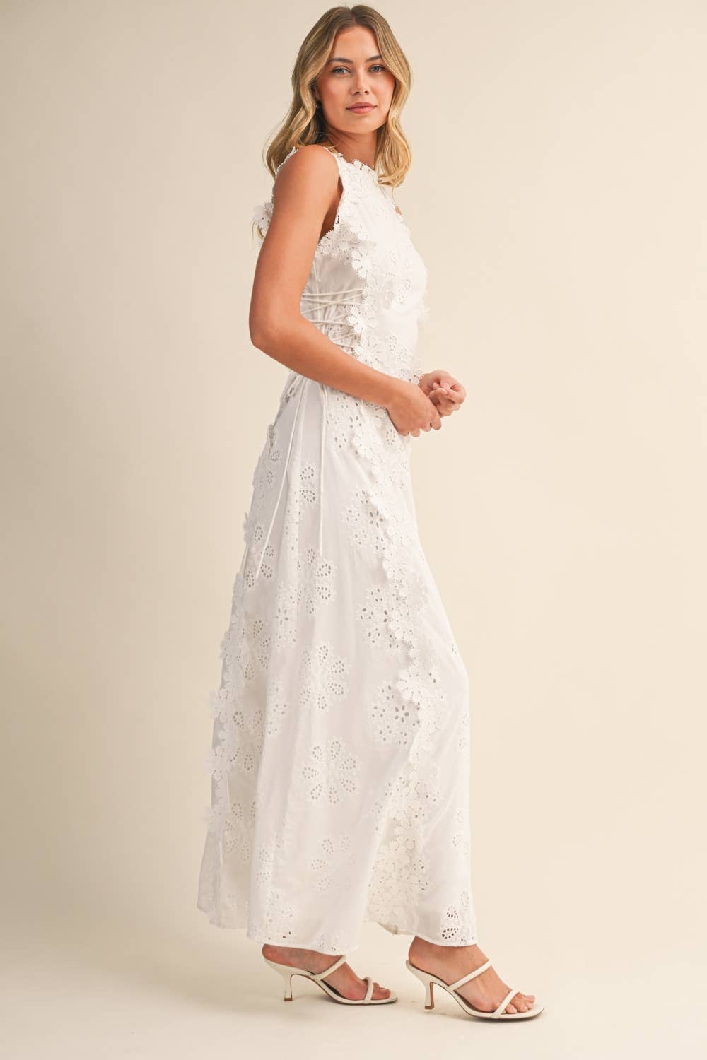 Orylisse - Maxi jurk voor vrouwen met elegante bloemenborduursels en kant