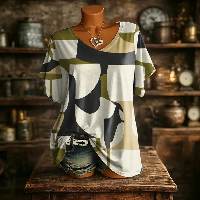 Laila - Vrouwen T-shirt in kleur met V-hals, ruime snit