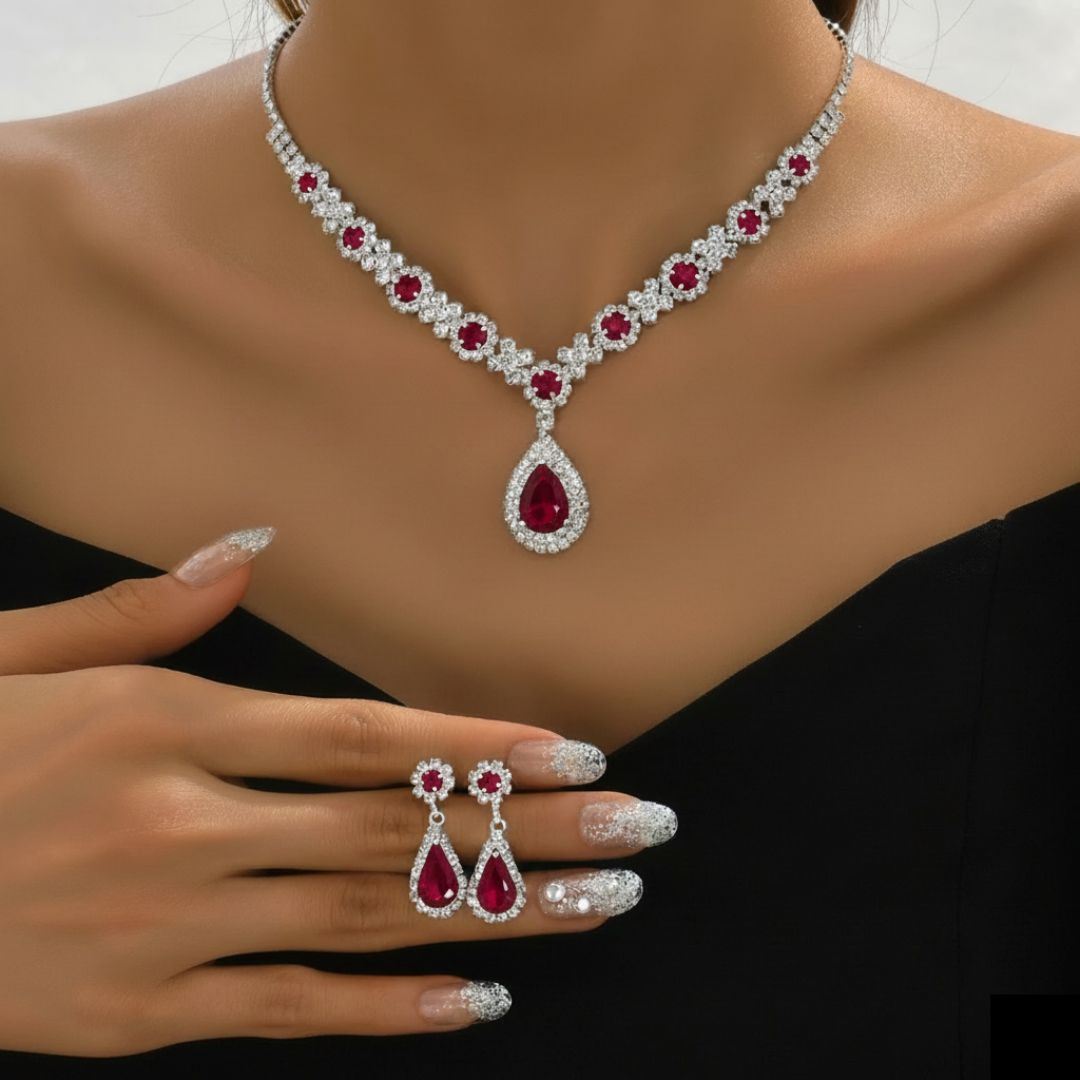 Gwenelivra - Elegant Sieraadset in Diepblauwe Zirkonia