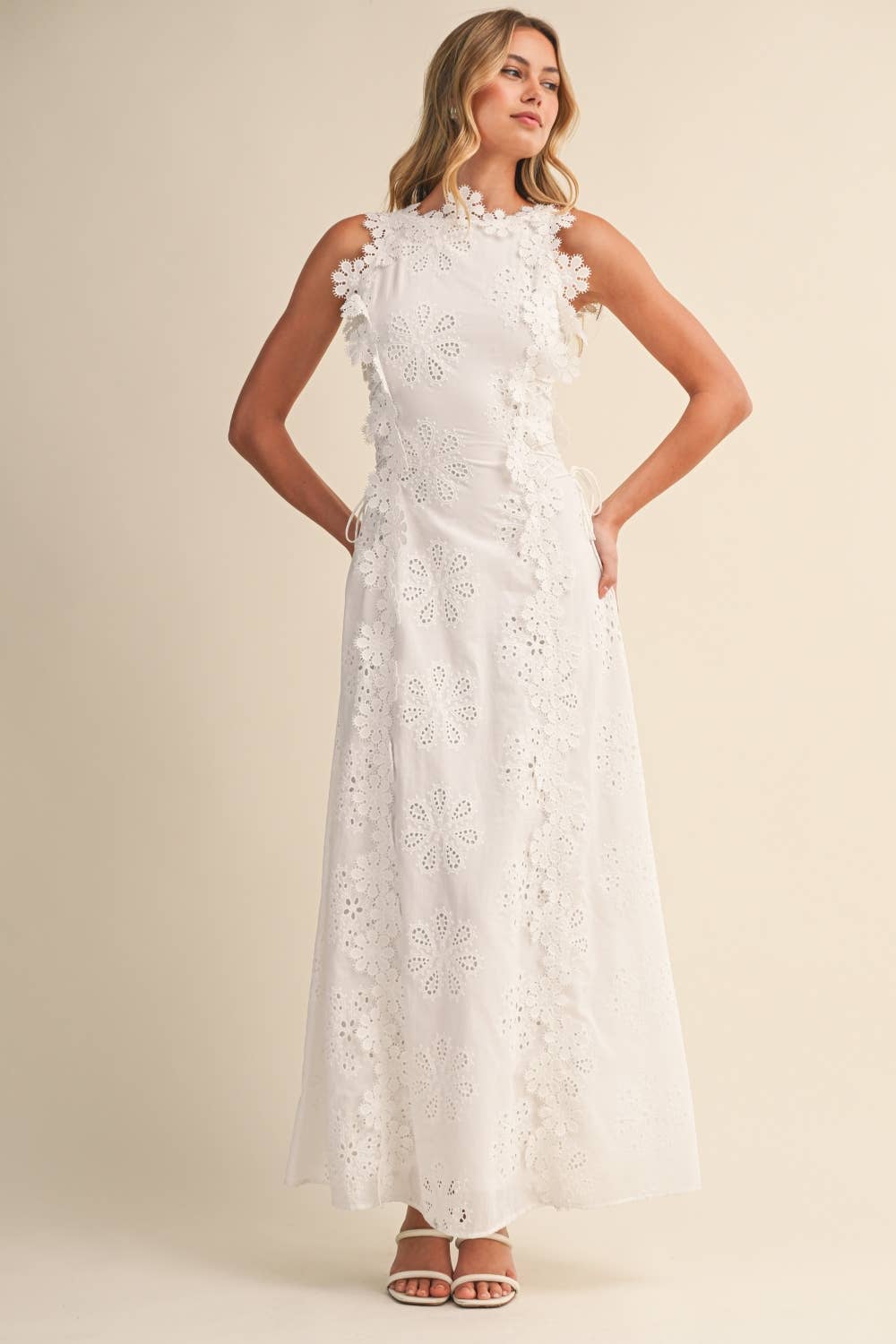 Orylisse - Maxi jurk voor vrouwen met elegante bloemenborduursels en kant