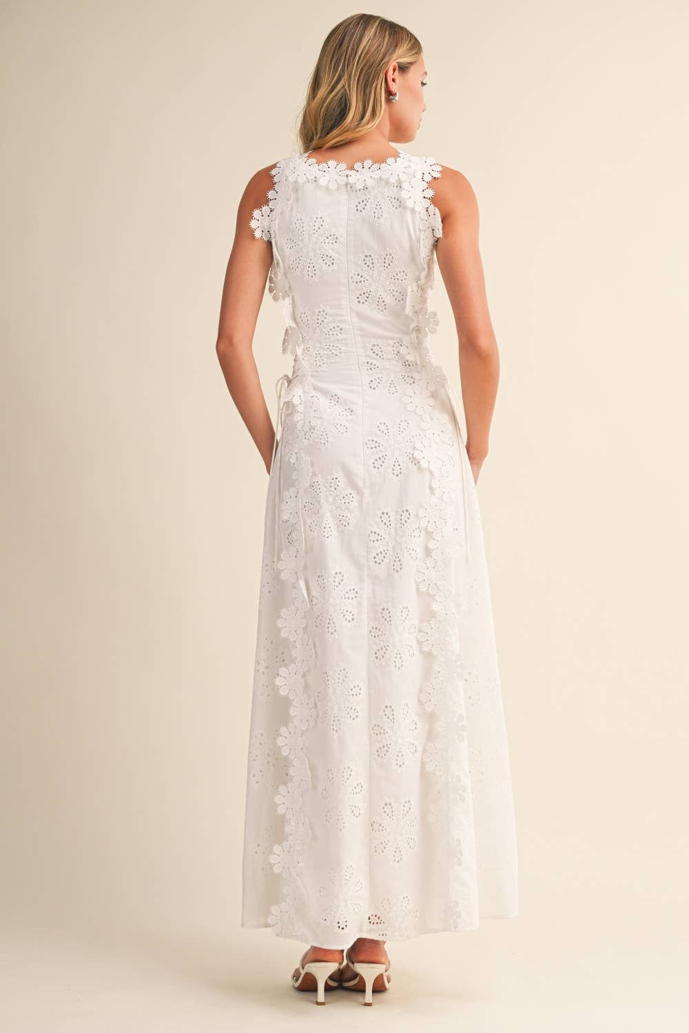 Orylisse - Maxi jurk voor vrouwen met elegante bloemenborduursels en kant