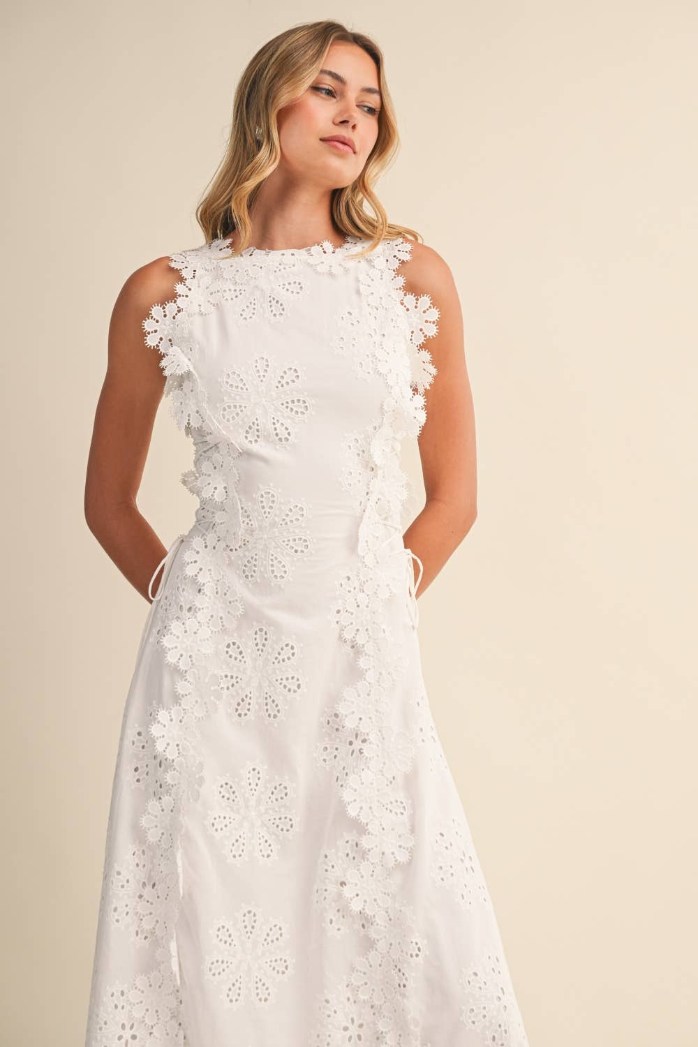 Orylisse - Maxi jurk voor vrouwen met elegante bloemenborduursels en kant
