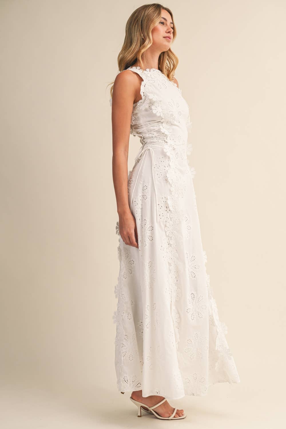 Orylisse - Maxi jurk voor vrouwen met elegante bloemenborduursels en kant