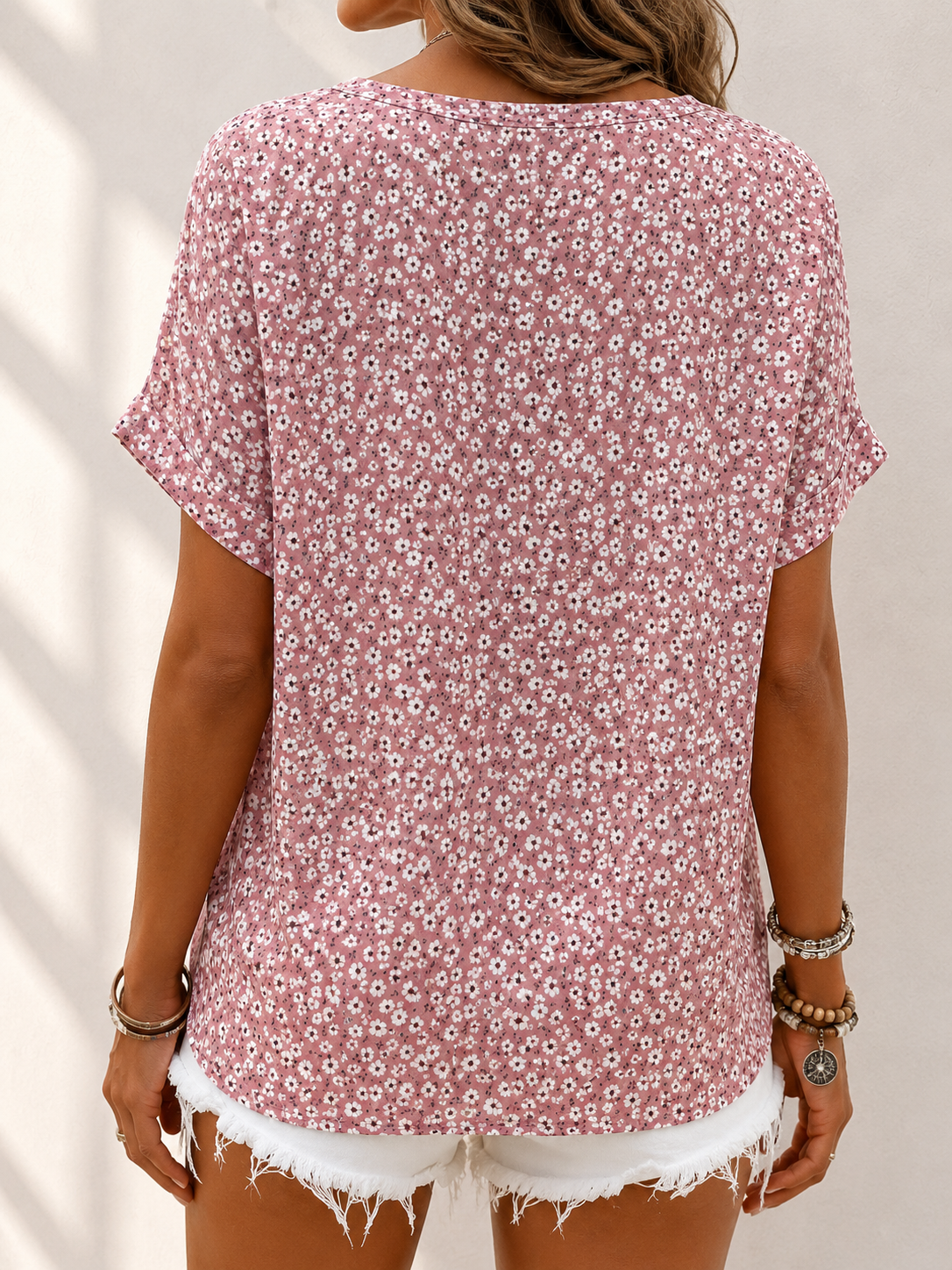 Imelda - Damesblouse met bloemenprint en knopen