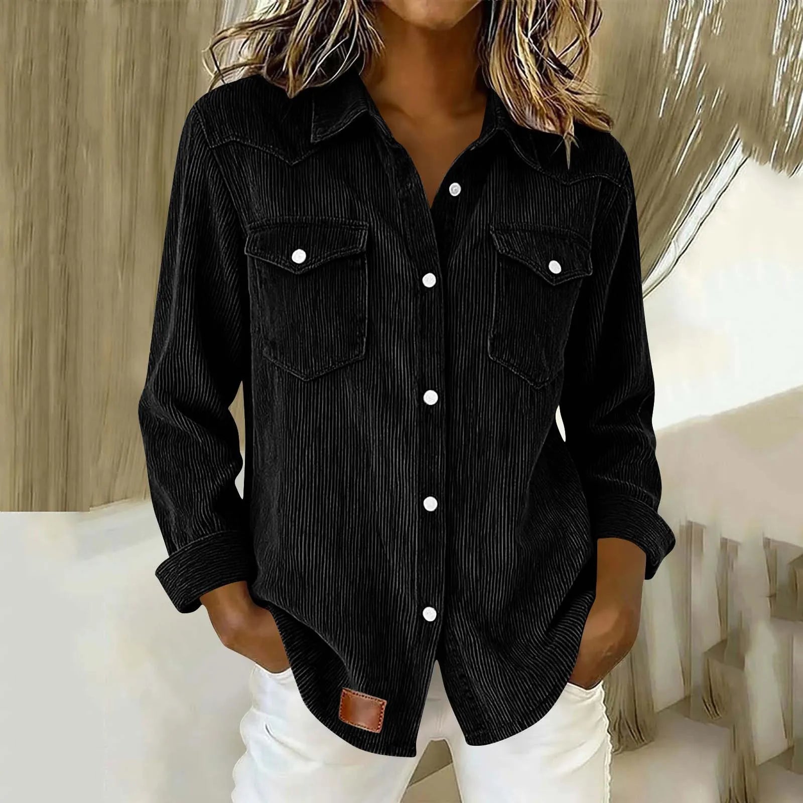 Sigrid - Gestreepte damesblouse met knopen en zakken