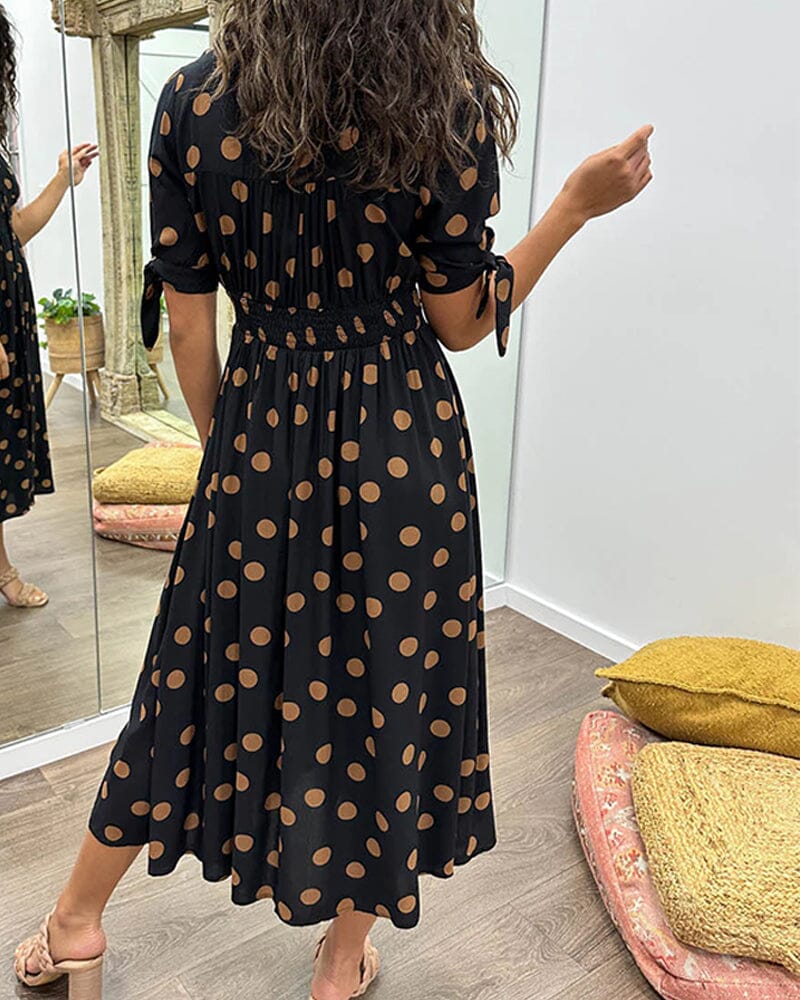 Mina - Polka Dot Jurk met Diepe Puntige Halslijn