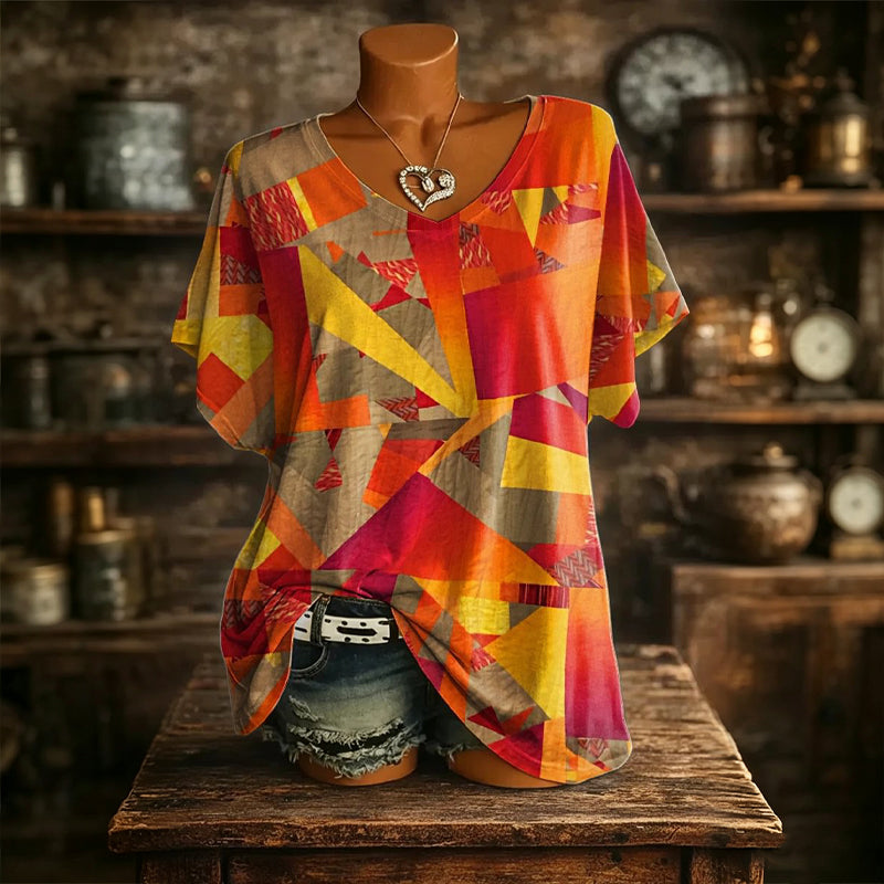 Laila - Vrouwen T-shirt in kleur met V-hals, ruime snit