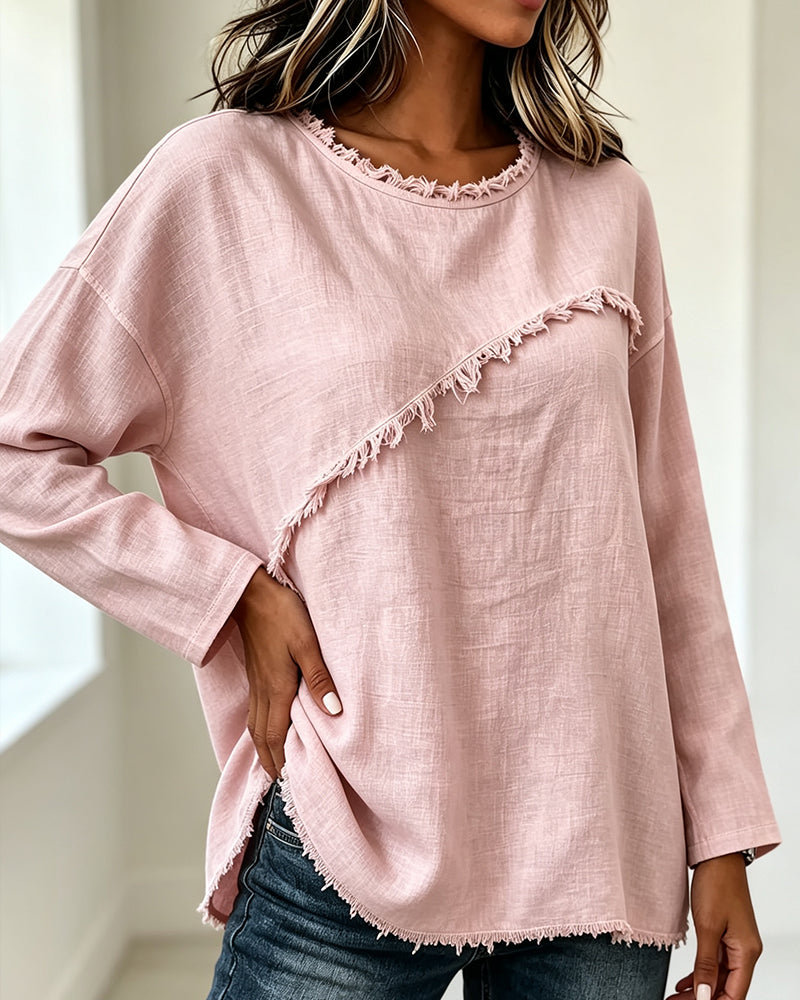 Zora - Damesbloes in roze met asymmetrische ronde hals en franjes