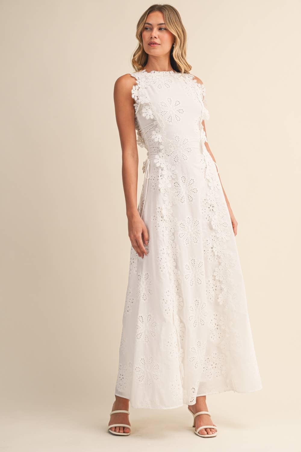 Orylisse - Maxi jurk voor vrouwen met elegante bloemenborduursels en kant