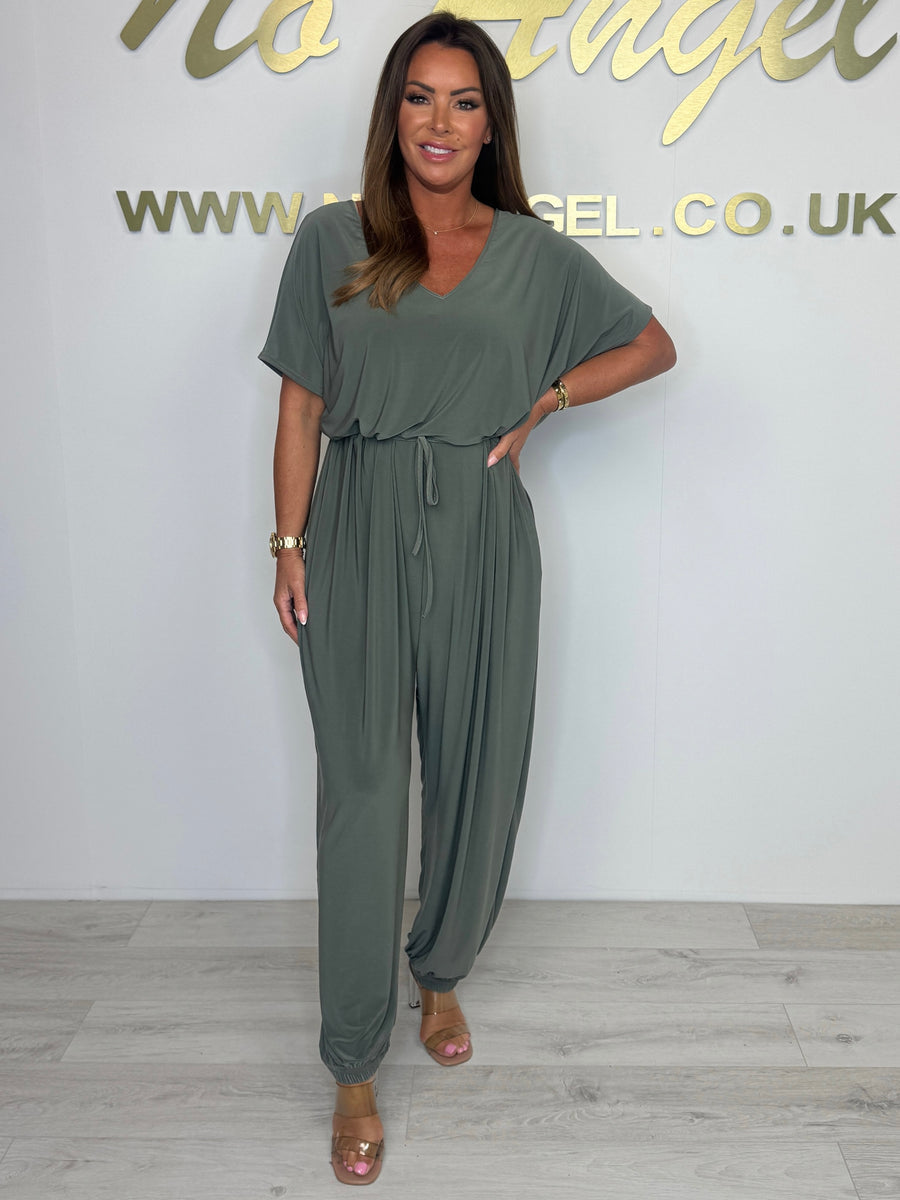 Yola - 2025 Katoenen jumpsuit met V-hals en strikceintuur