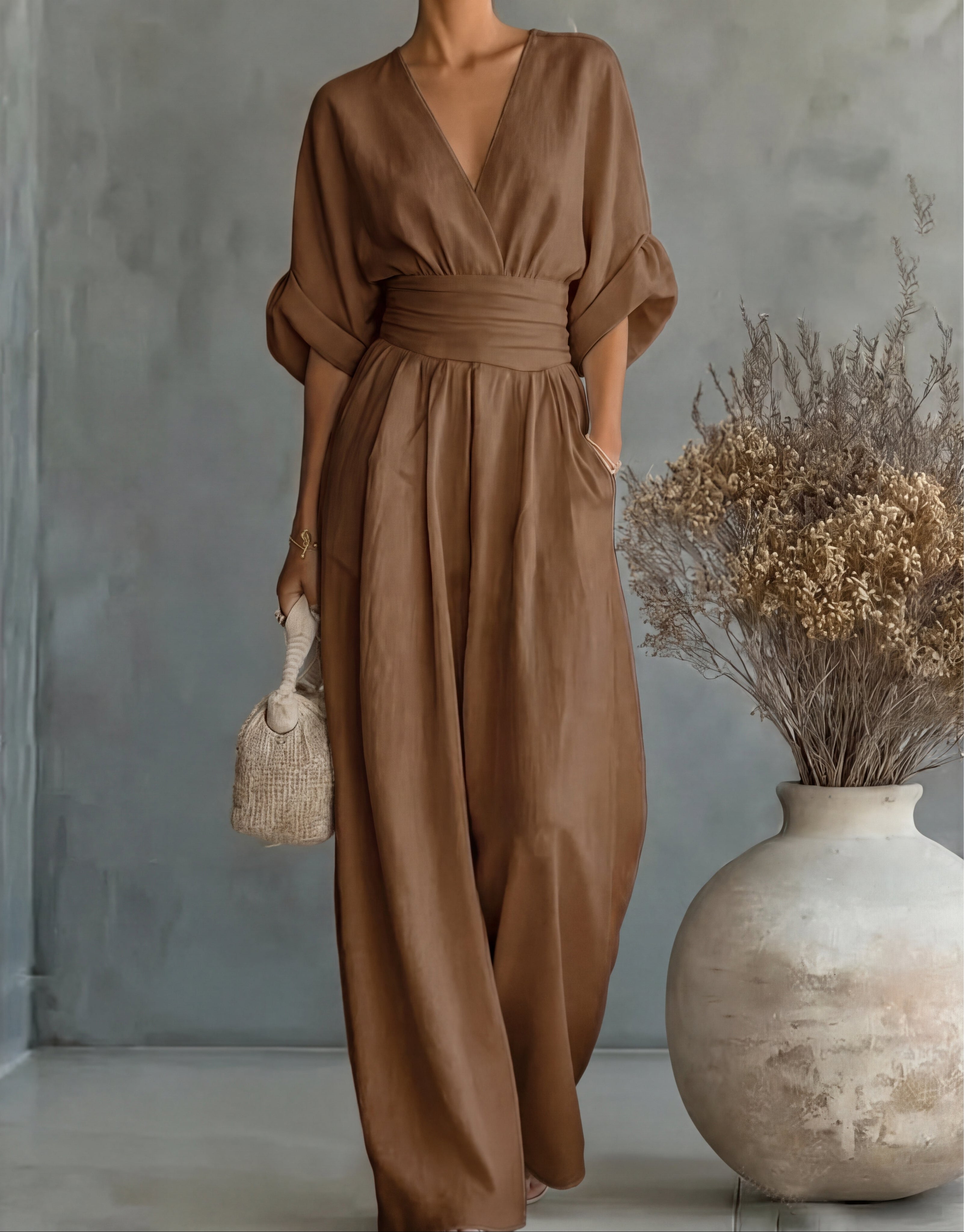 Avelissea - Dames jumpsuit met V-hals en brede, vloeiende broek