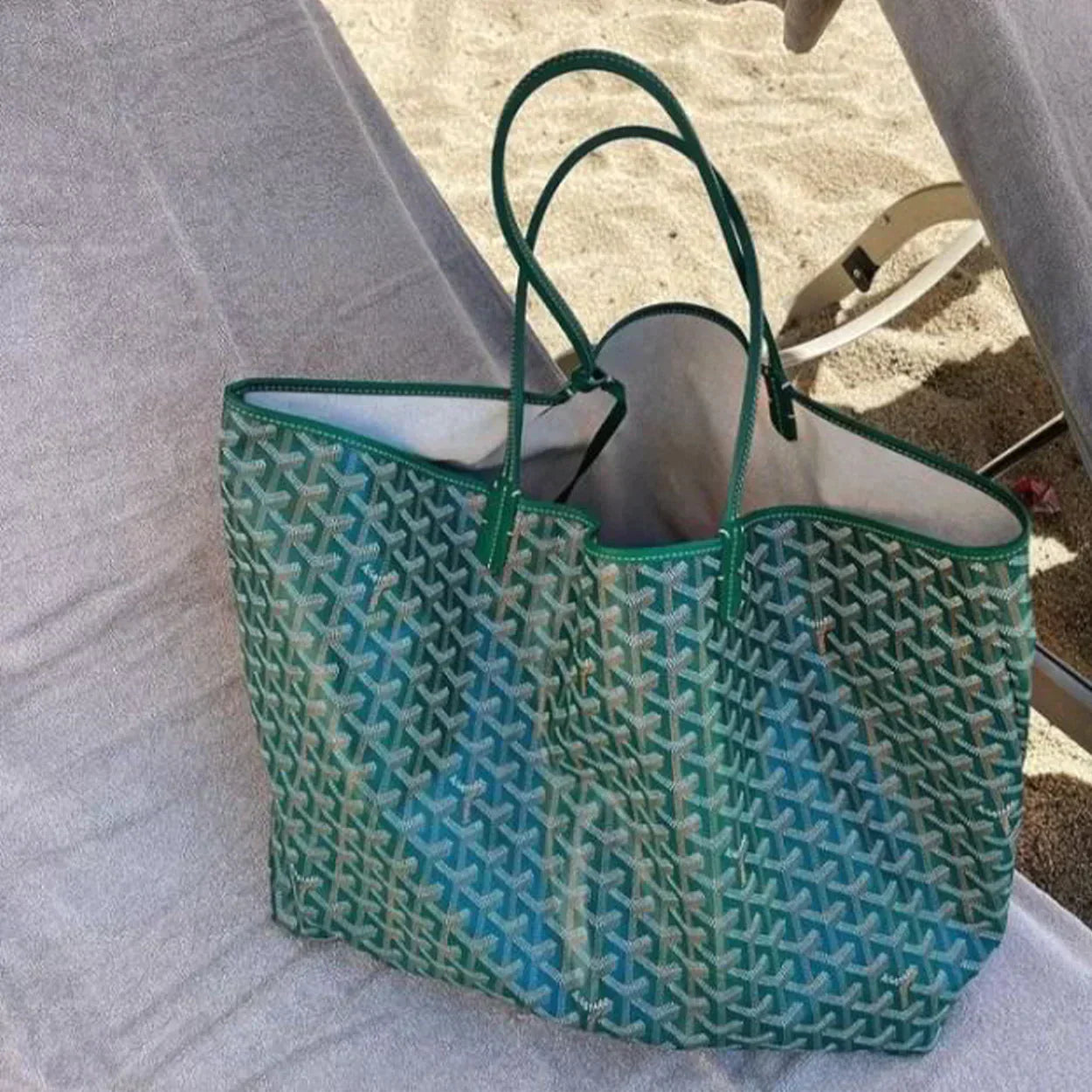 Florine Bag - Ruim & Stijlvol